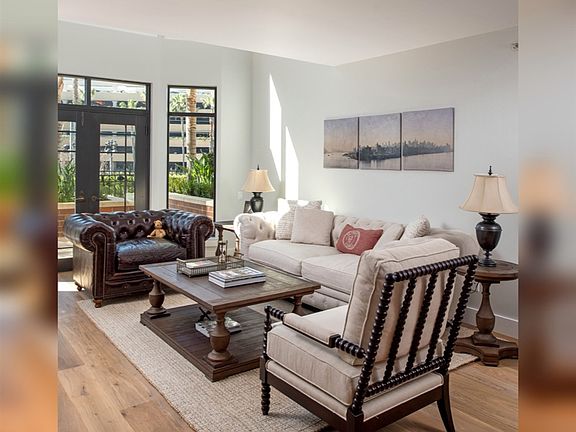 2nd image of 500 W Harbor Dr Unit 109