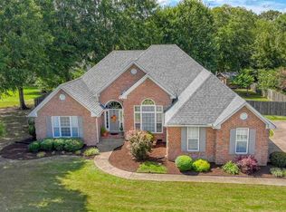 9 Barkwood Cv, Jackson, TN 38305