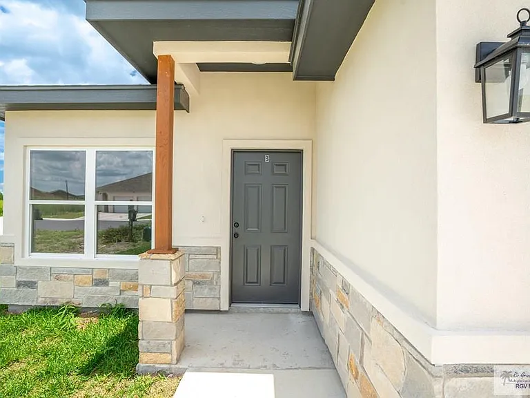 1010 Escondido Ln E #A — Photo 3