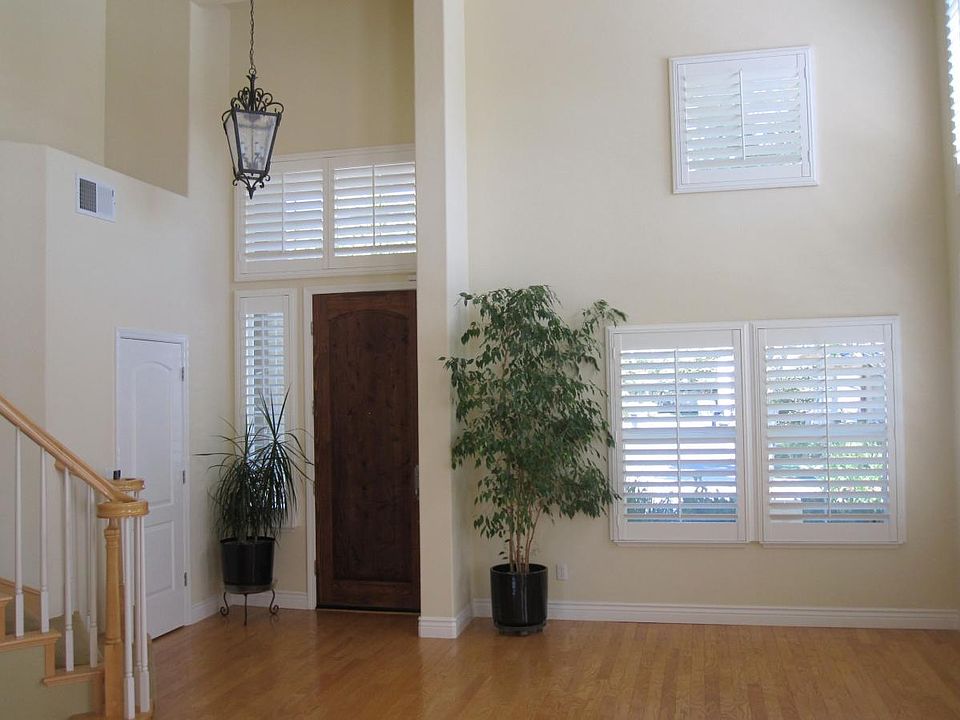 1st image of 5911 Pala Mesa Dr