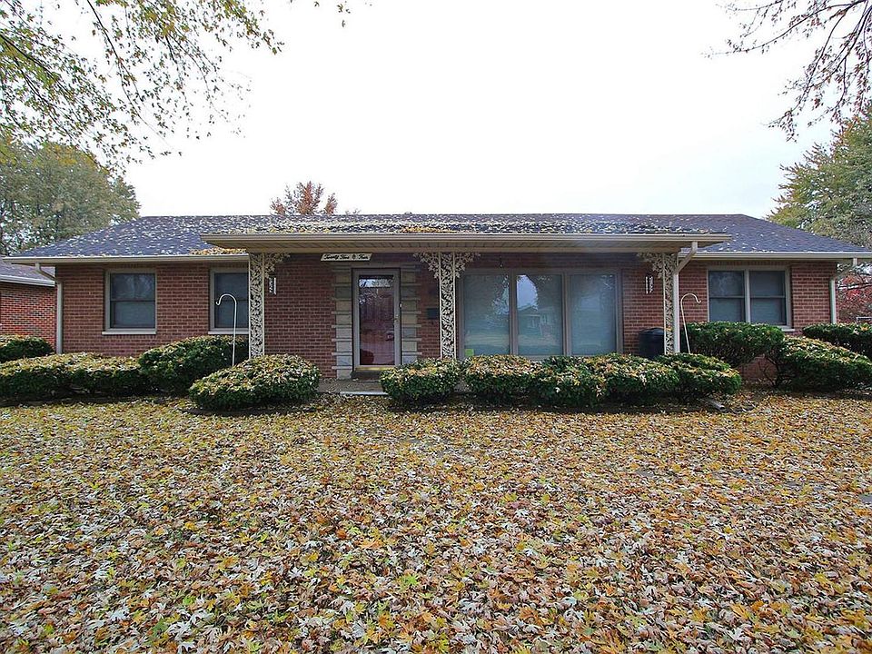 1st image of 2504 Stratford Ln