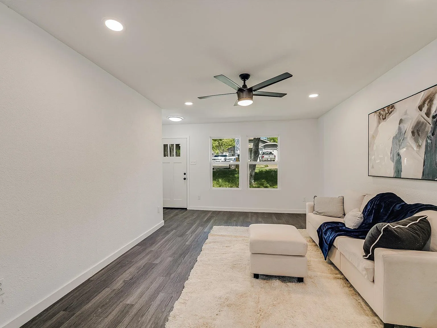 3 bed, 1.0 bath, 1524 sqft, $2,500 — Photo 4