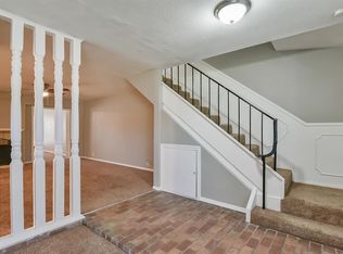 1700 Scenic Dr, Arlington, TX 76013