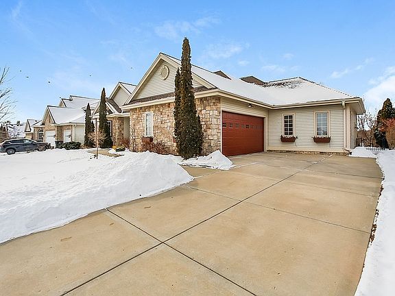2nd image of 1313 Lawton Ct