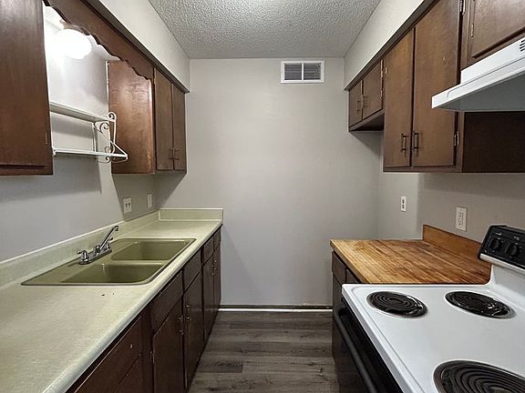 5th image of 4619 N 56th St APT 3