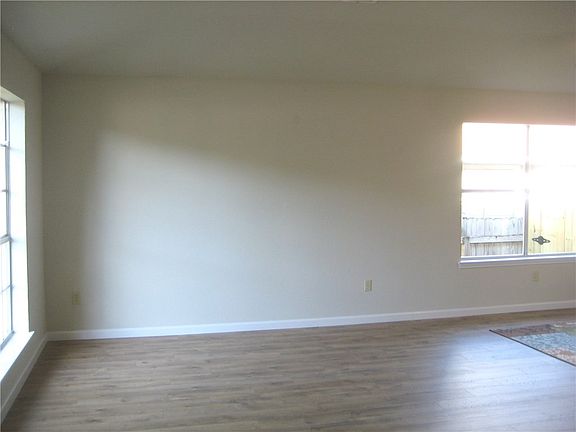 4th image of 13908 Cambourne Dr