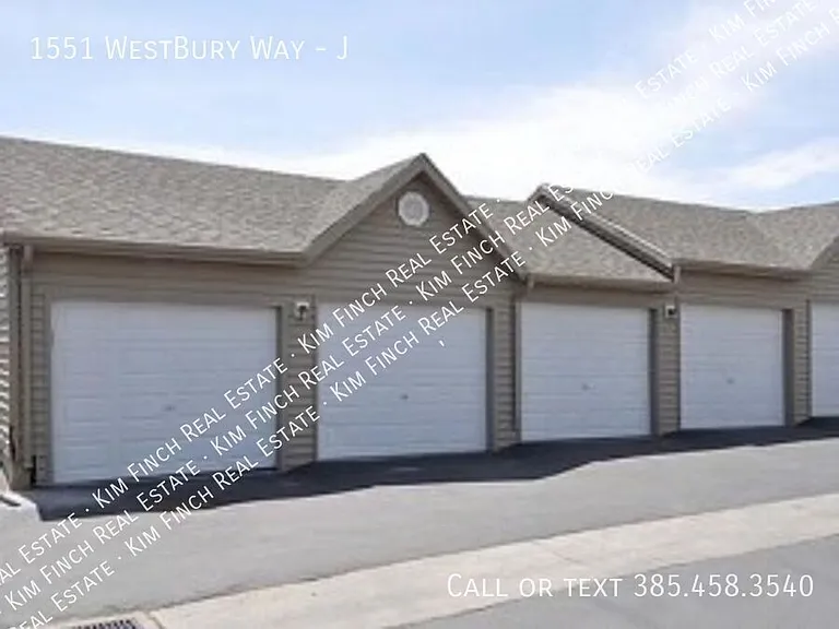 1551 Westbury Way #J — Photo 41