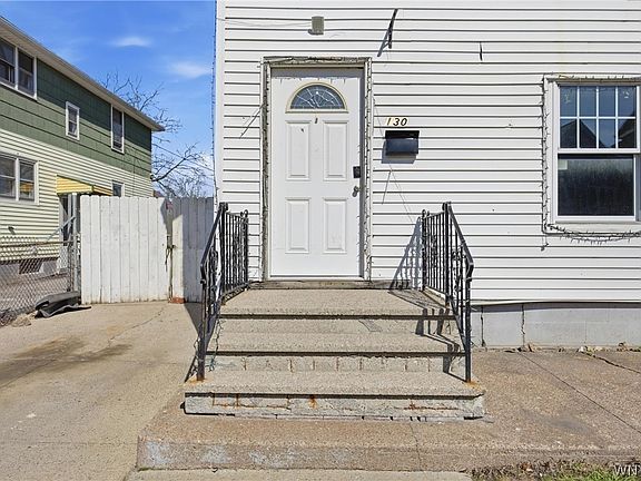 4th image of 130 Hertel Ave