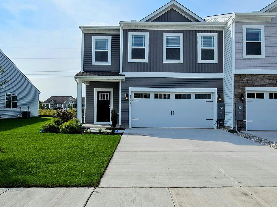 1st image of 32083 Sand Bank Ln
