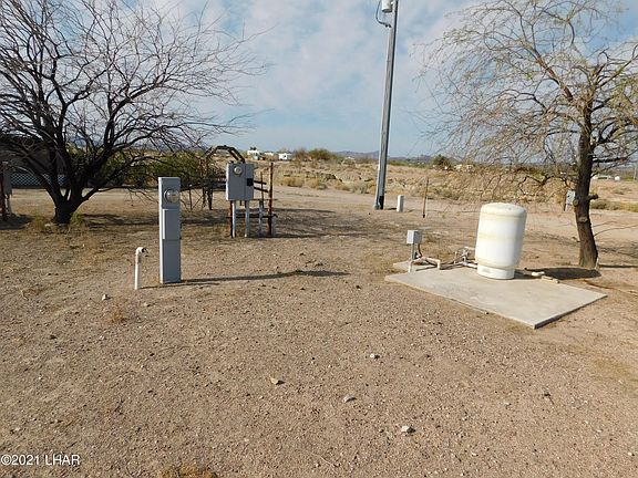 4th image of 28257 Desert Heights Dr Lot 11