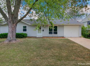 305 Villa Rd, Streamwood, IL 60107