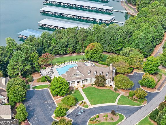 5th image of 3525 Water Front Dr