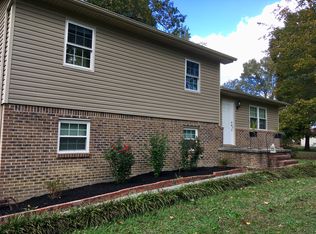 247 Lakeview Dr SE, Cleveland, TN 37323