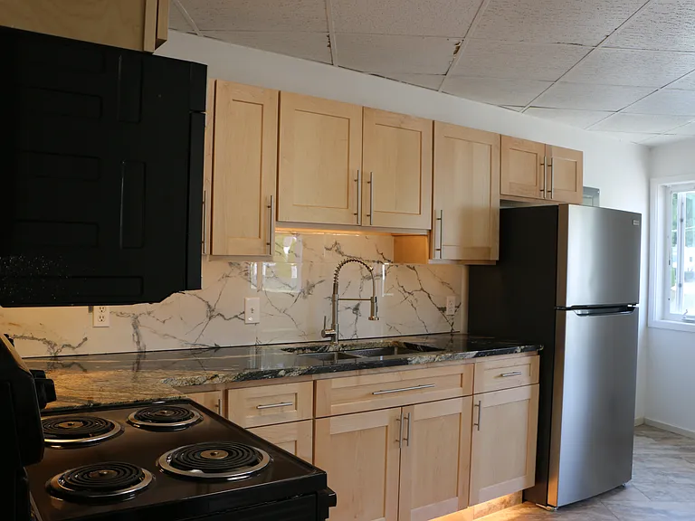 17911 W Big Lake Blvd #7 — Photo 2