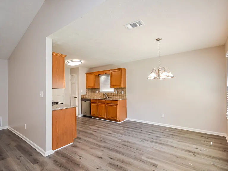 306 Ashley Manor Way — Photo 5