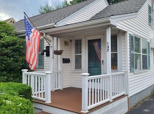 137 Mendon St, Hopedale, MA 01747