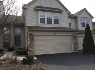 165 W Buckingham Dr, Round Lake, IL 60073