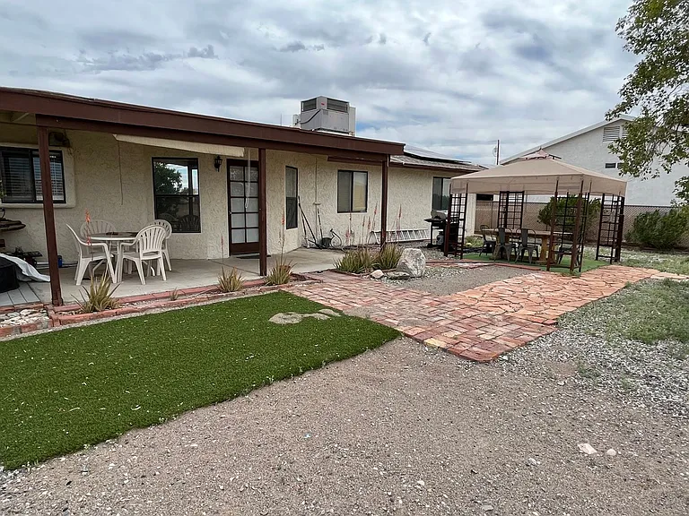 131 Voyager Ln — Photo 22