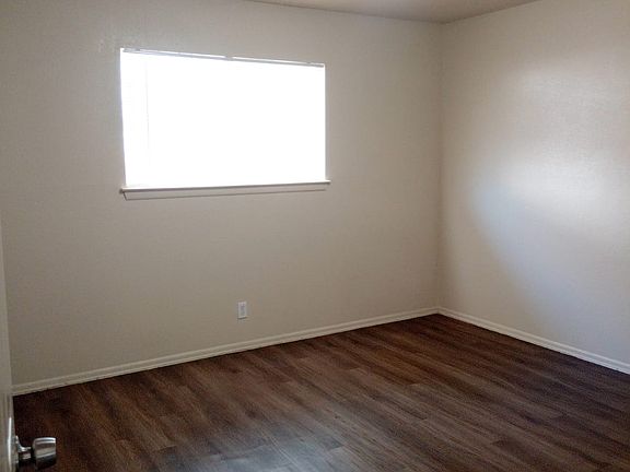 5th image of 7815 Glen Nook
