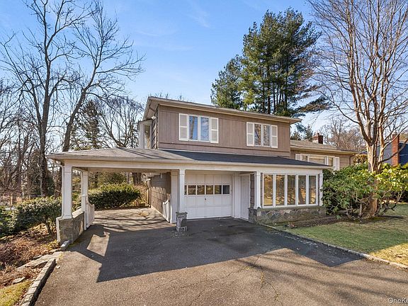 2nd image of 321 Locust Avenue