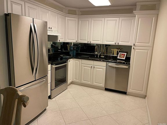 4th image of 847 Skyline Dr #847