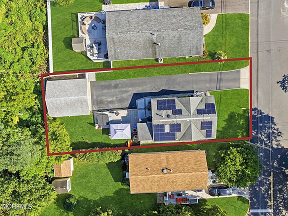 3rd image of 204 5th Avenue