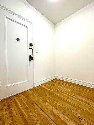 Rented by R New York | media 4