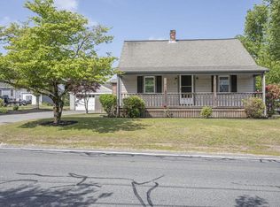 817 Main St, Acushnet, MA 02743