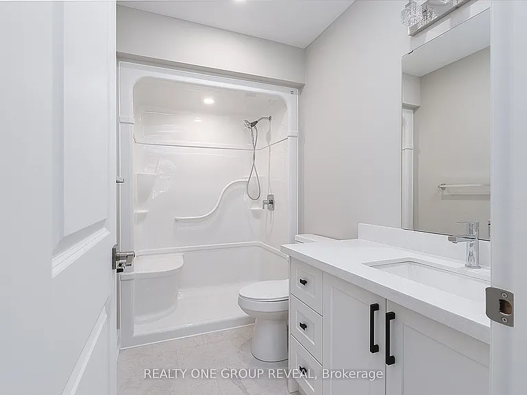 227 Grenfell St #3 — Photo 18
