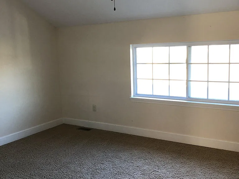 13663 Oak Valley Dr — Photo 11