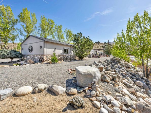 45 N River Ln, Coleville, CA 96107