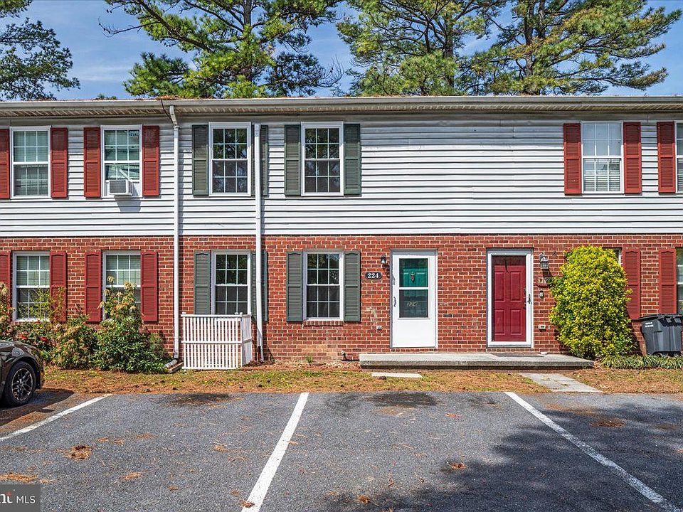 1st image of 224 Carroll Dr