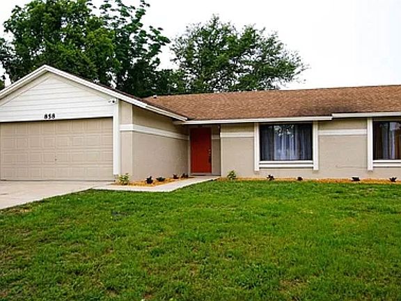 3rd image of 858 Glasgow Ave