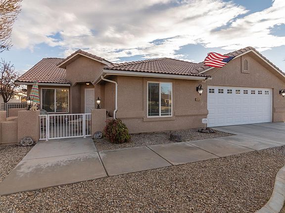 2nd image of 26793 Lakeview Dr