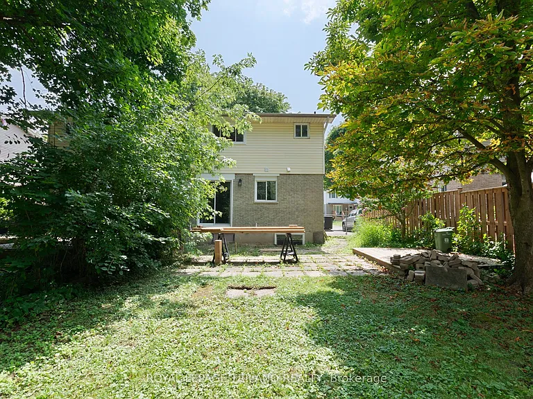 16 Inverary Rd #LOWER — Photo 15