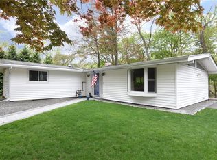 5 Biltom Rd, White Plains, NY 10607