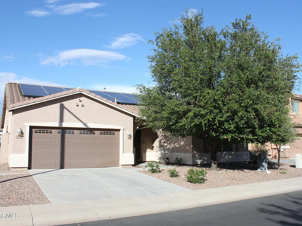 18016 W Ivy Ln