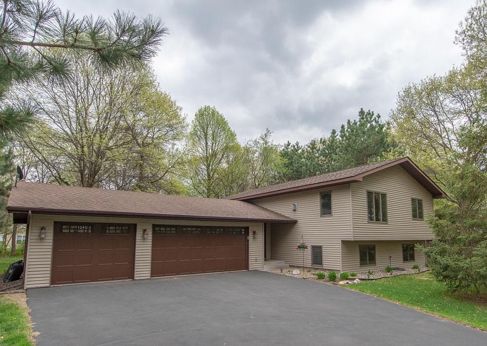 1st image of 12734 Mountain Ash Dr