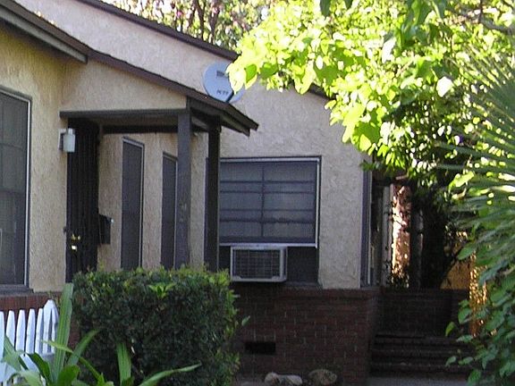2nd image of 16817 Sherman Way
