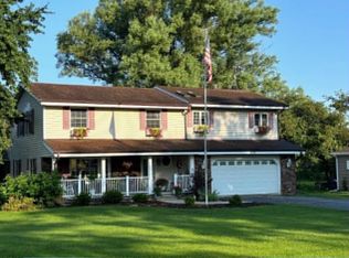 8138 205th AVENUE, Bristol, WI 53104