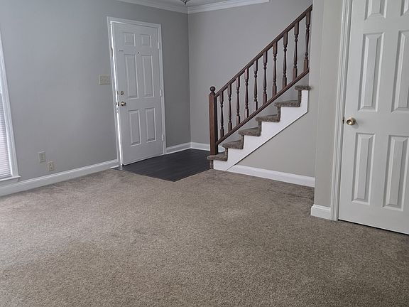 3rd image of 2312 Greengate Dr