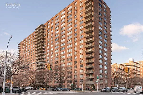 Rented by Sotheby's International Realty | media 9