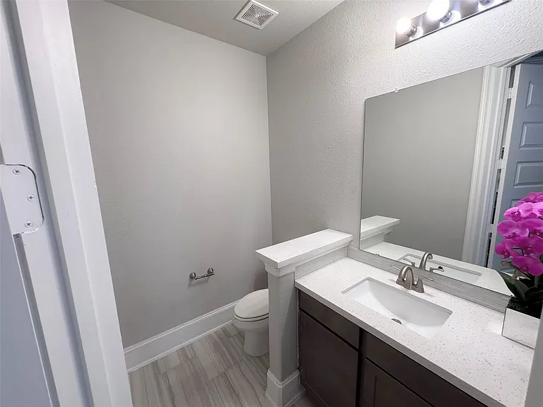 120 Wake Valley Ct — Photo 15