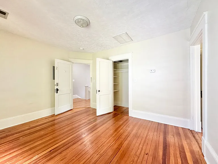 218 Tate St #2 — Photo 5