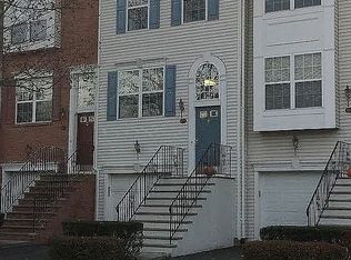215 Stratford Dr, Nutley, NJ