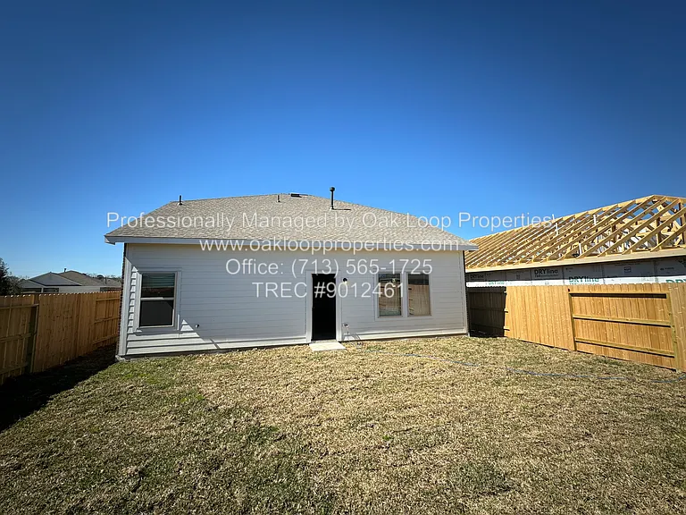 18635 Gravago Ln — Photo 26