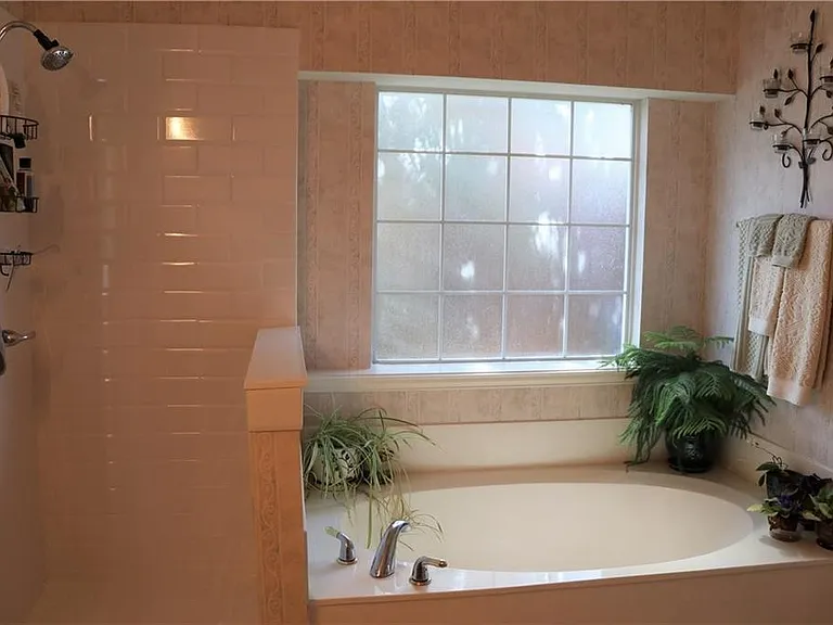 123 Hillcrest Dr — Photo 14