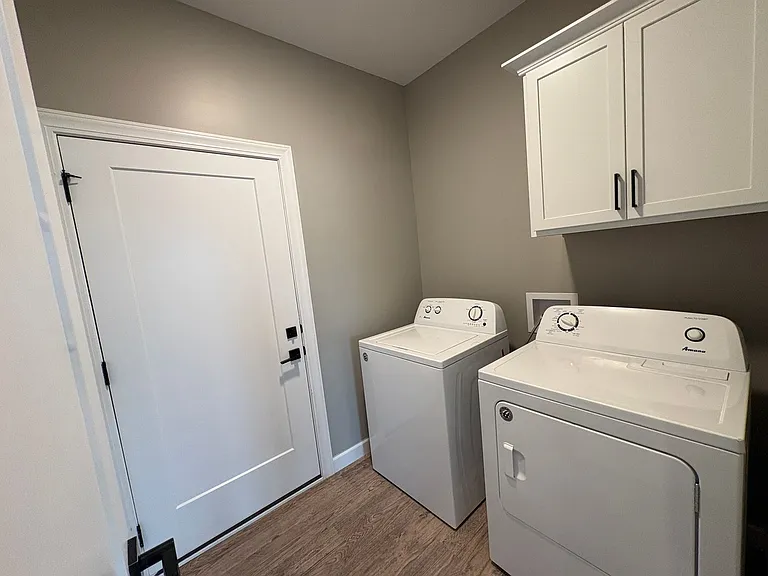 4916 Plumthicket Dr — Photo 22