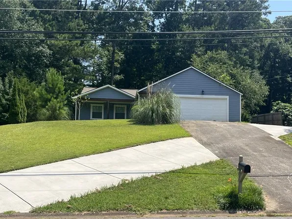 117 River Oaks Dr, Woodstock, GA 30188