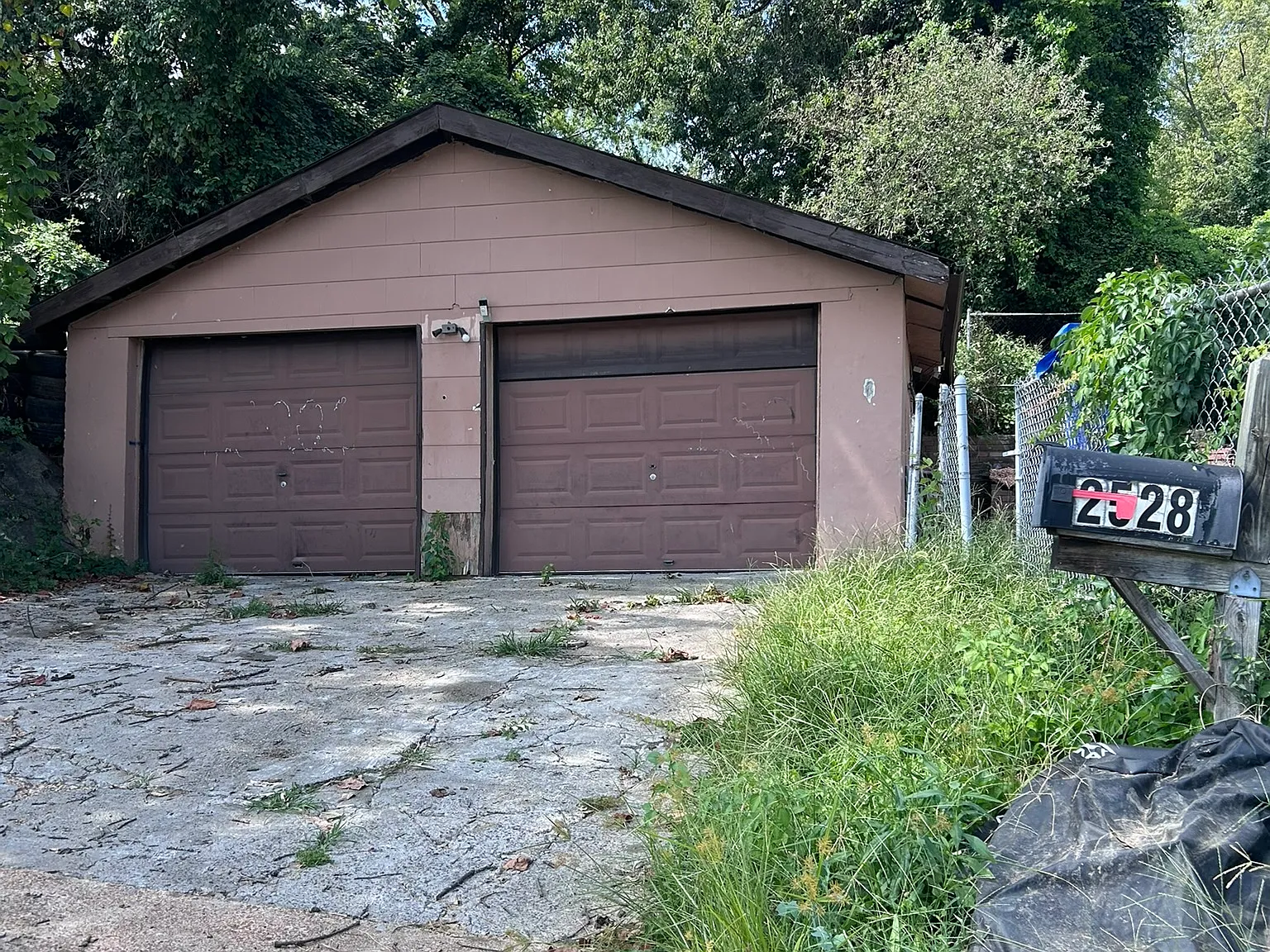 2 bed, 750 sqft, $795 — Photo 2